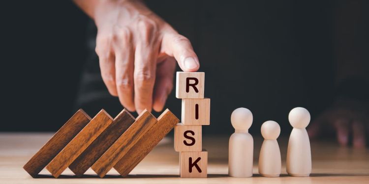 Personal Risk Management in the U.S.: Protecting Your Financial Future in a Changing Economy